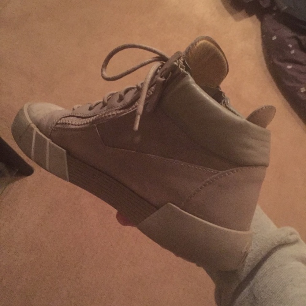 Giuseppe’s - Picture 3 of 4